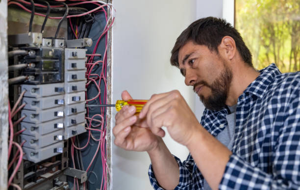 Best Electrical Outlet Repair  in Lakeside Park, KY
